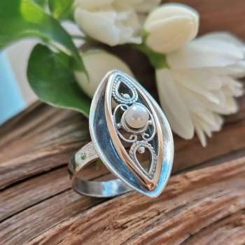 Серебряное кольцо с жемчугом и золотом MVR274GPL