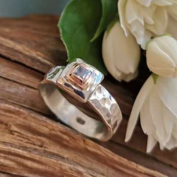 Серебряное кольцо с куб.цирконом и золотом MVR2043GCZ