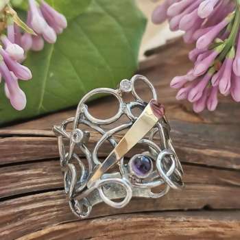 Серебряное кольцо с аметистом, куб.цирконом и золотом MVR1054GAM