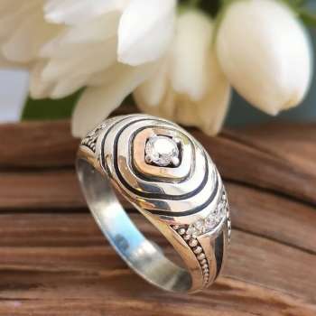 Серебряное кольцо с куб.цирконом и золотом MVR2174GCZ