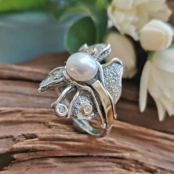 Серебряное кольцо с жемчугом, куб.цирконом и золотом MVR2059GPL