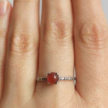 Серебряное кольцо с сердоликом MVR1569SR