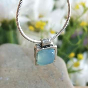 Серебряное колье с халцедоном 01N109HL/1