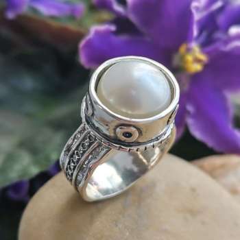 Серебряное кольцо с жемчугом 01R577PL