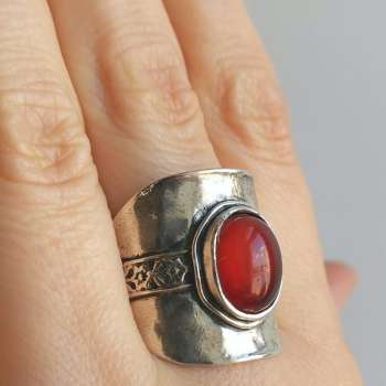 Серебряное кольцо с сердоликом 01R2730SR