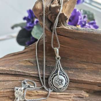 Серебряное колье с жемчугом 01N4999PL