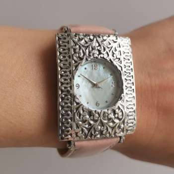 Серебряные часы 01W687PN