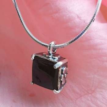 Серебряное колье с ониксом 01N1144ON