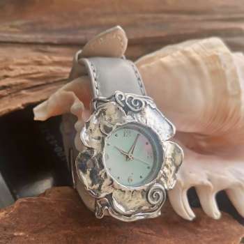 Серебряные часы 01W693GY
