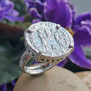 Серебряное кольцо 01R563