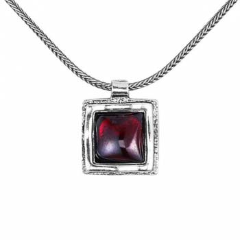 Серебряное колье с гранатом 01N2102GR