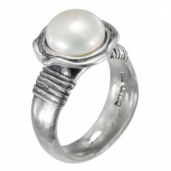 Серебряное кольцо с жемчугом 01R2328PL