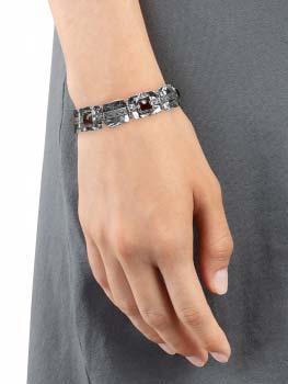 Серебряный браслет с гранатом 01B552GR